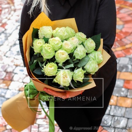 Bouquet of 17 White Roses