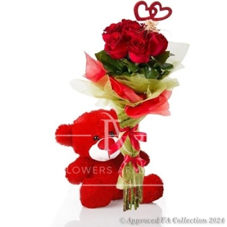 Bear with roses