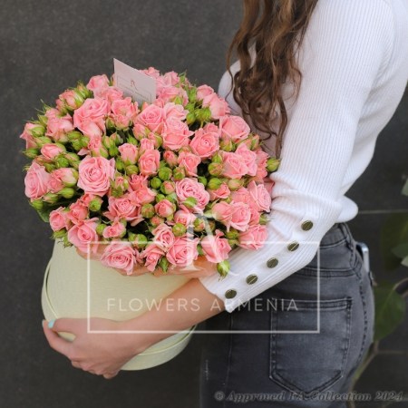 Delicate Roses Box