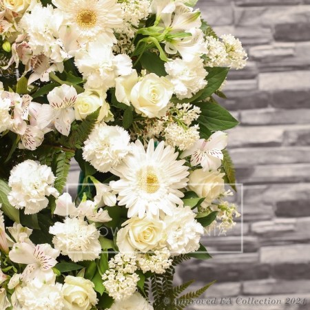 Graceful Eternal Wreath