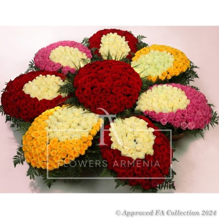 Luxury 1001 Roses