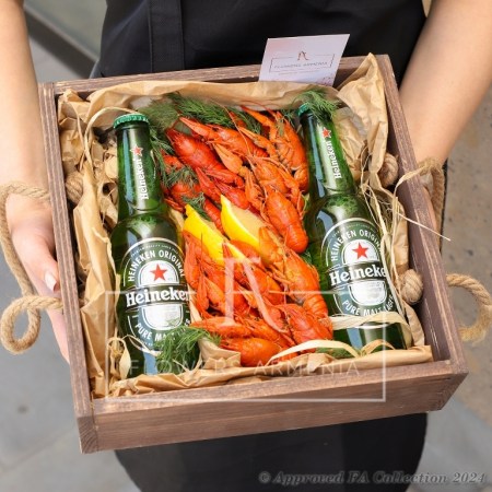 Lobster And Heineken Box