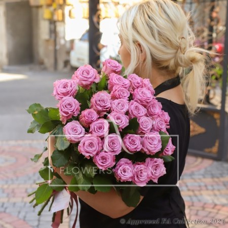 Too Attractive Roses
