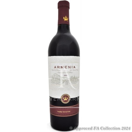 Red semi sweet wine Armenia