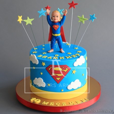 А little superhero cake
