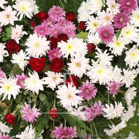Chrysanthemum Wreath