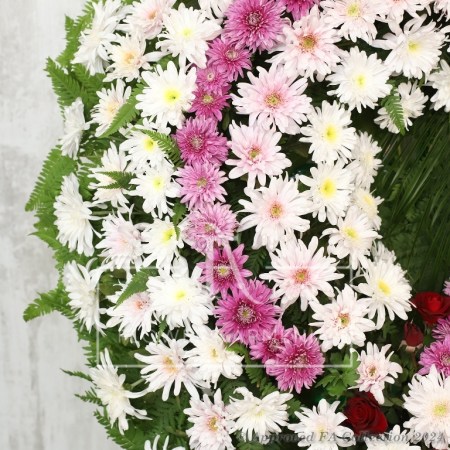 Chrysanthemum Wreath