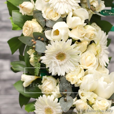 White Round Wreath